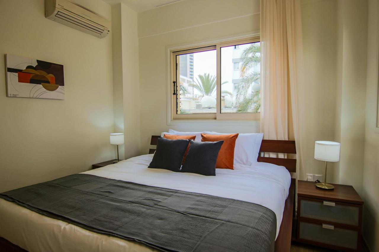 Phaedrus Living City View Luxury Iras Flat 102 Nicosia Kültér fotó